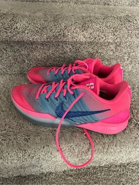 Nike Women’s Basketball Shoes size 9.5